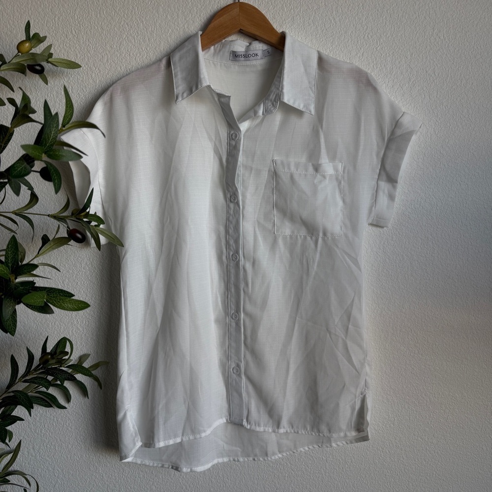 Misslook White Lightweight Short Sleeve Button Down Blouse Women’s Size Small